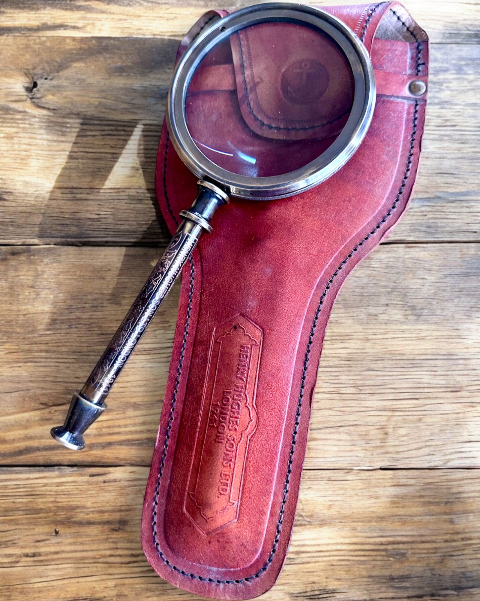 Brass Magnifying Glass Navigator 1941 with Leather Case – Handcrafted, Premium, personalization option for a gift
