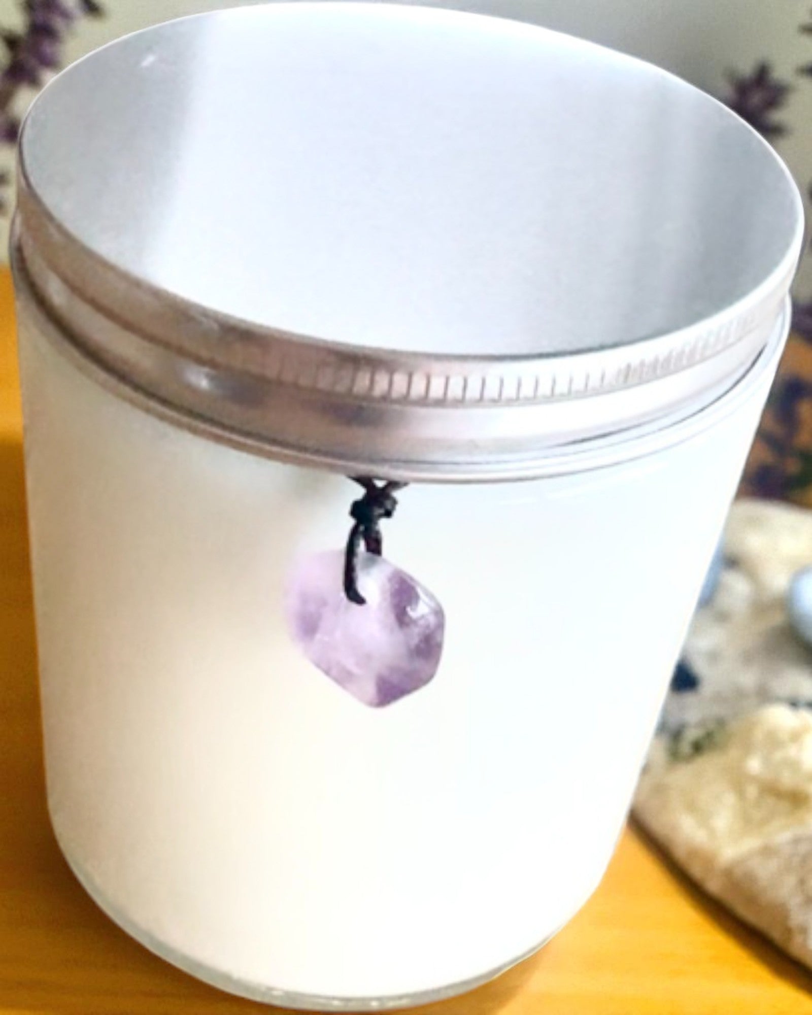 Amethyst Intentional Soy Candle – peace, harmony and purification, 250 ml, option for personalization as a gift