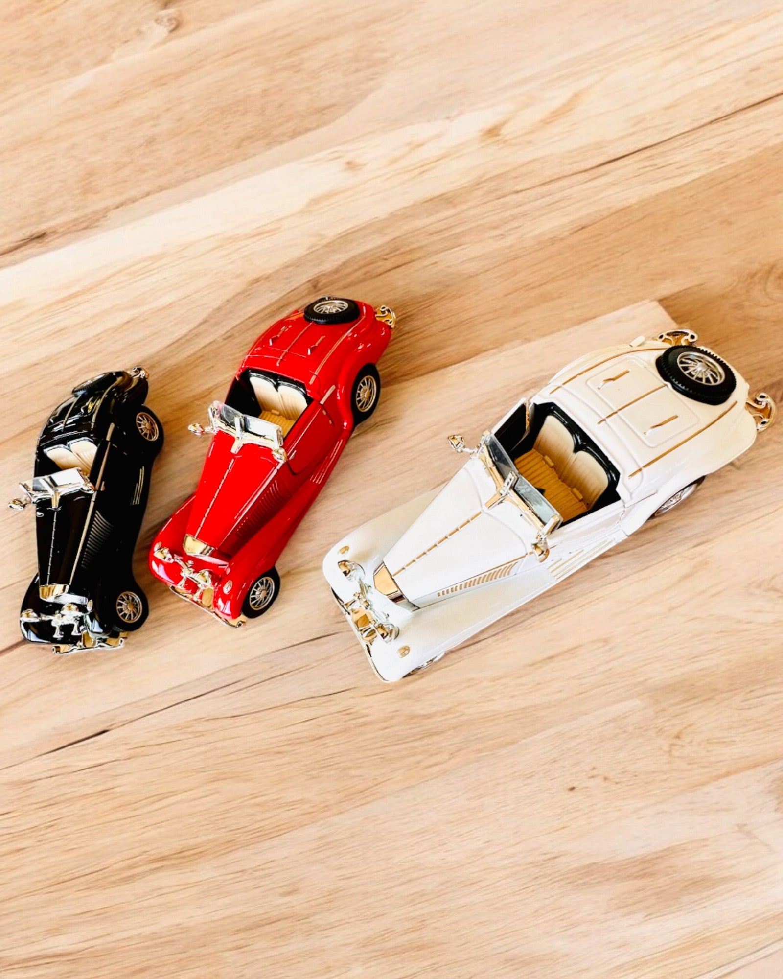 Miniature Model of Classic Retro Cars - personalization option with engraving for a gift, 3 variants to choose from