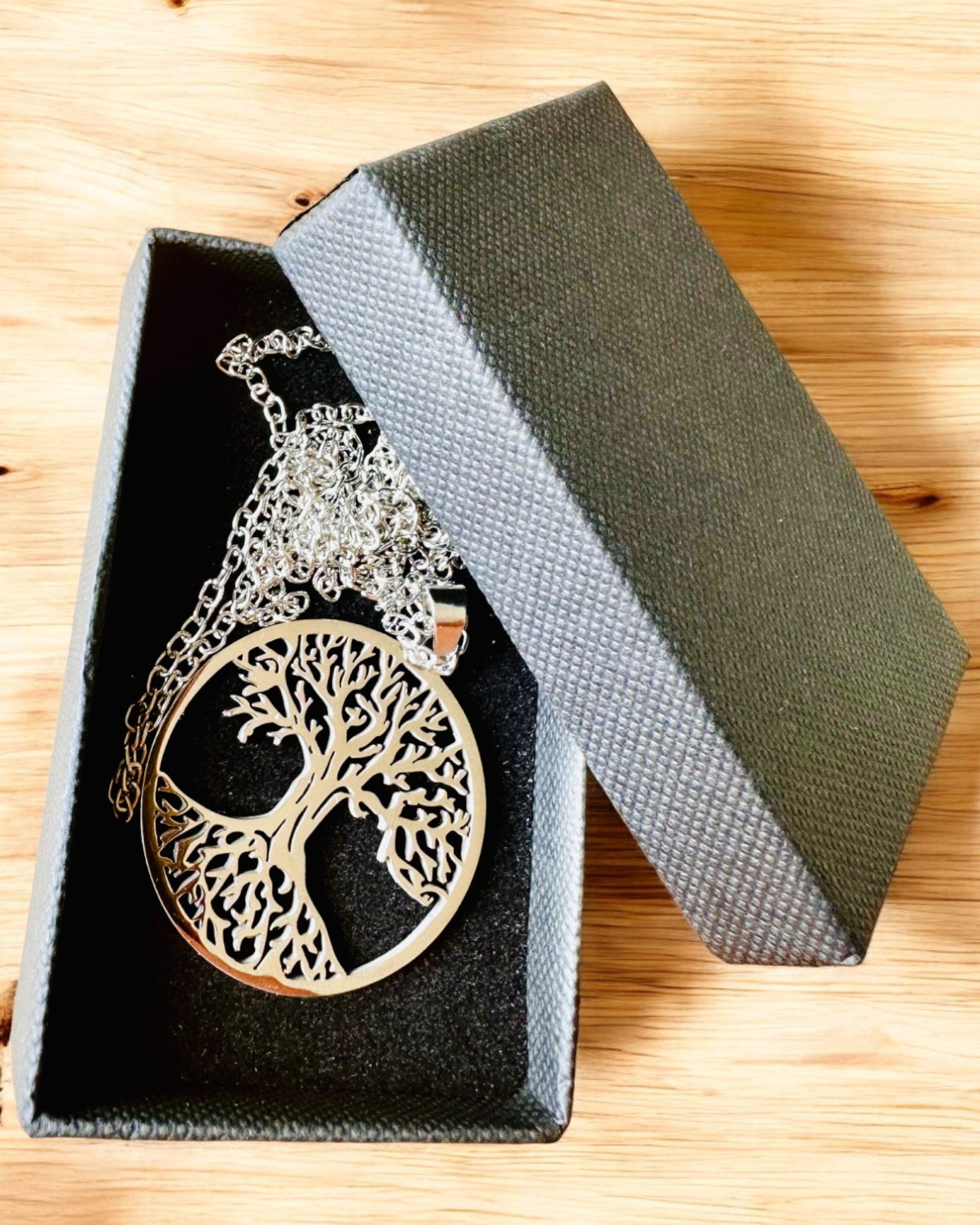Stainless Steel "Tree of Life" Necklace - personalized engraving, 2 color variants