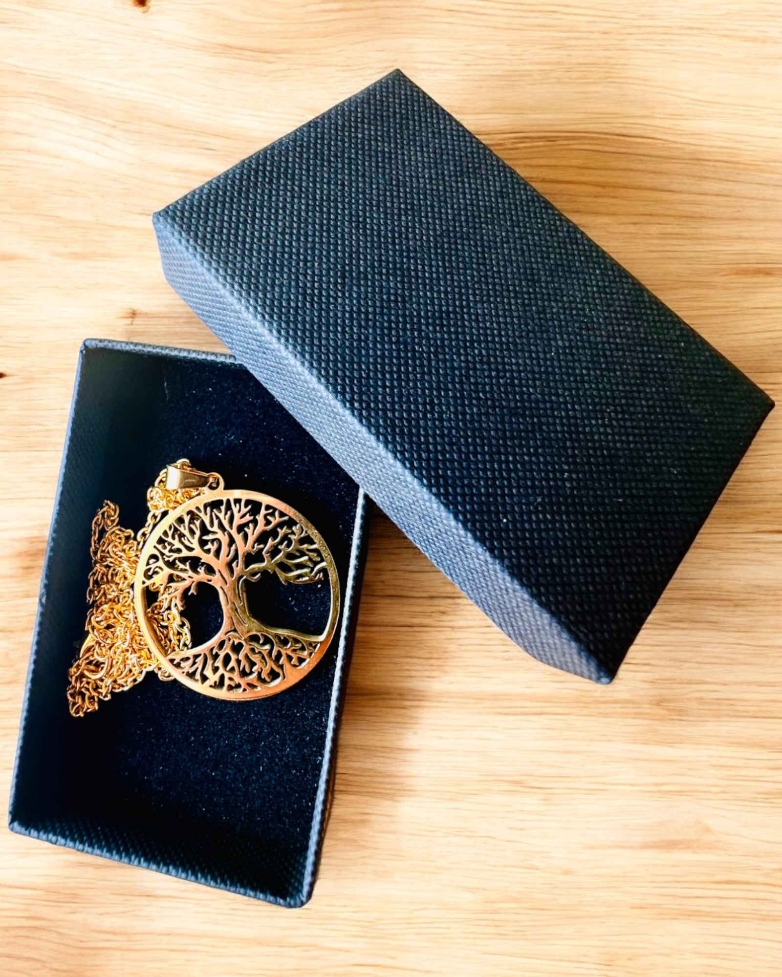 Stainless Steel "Tree of Life" Necklace - personalized engraving, 2 color variants