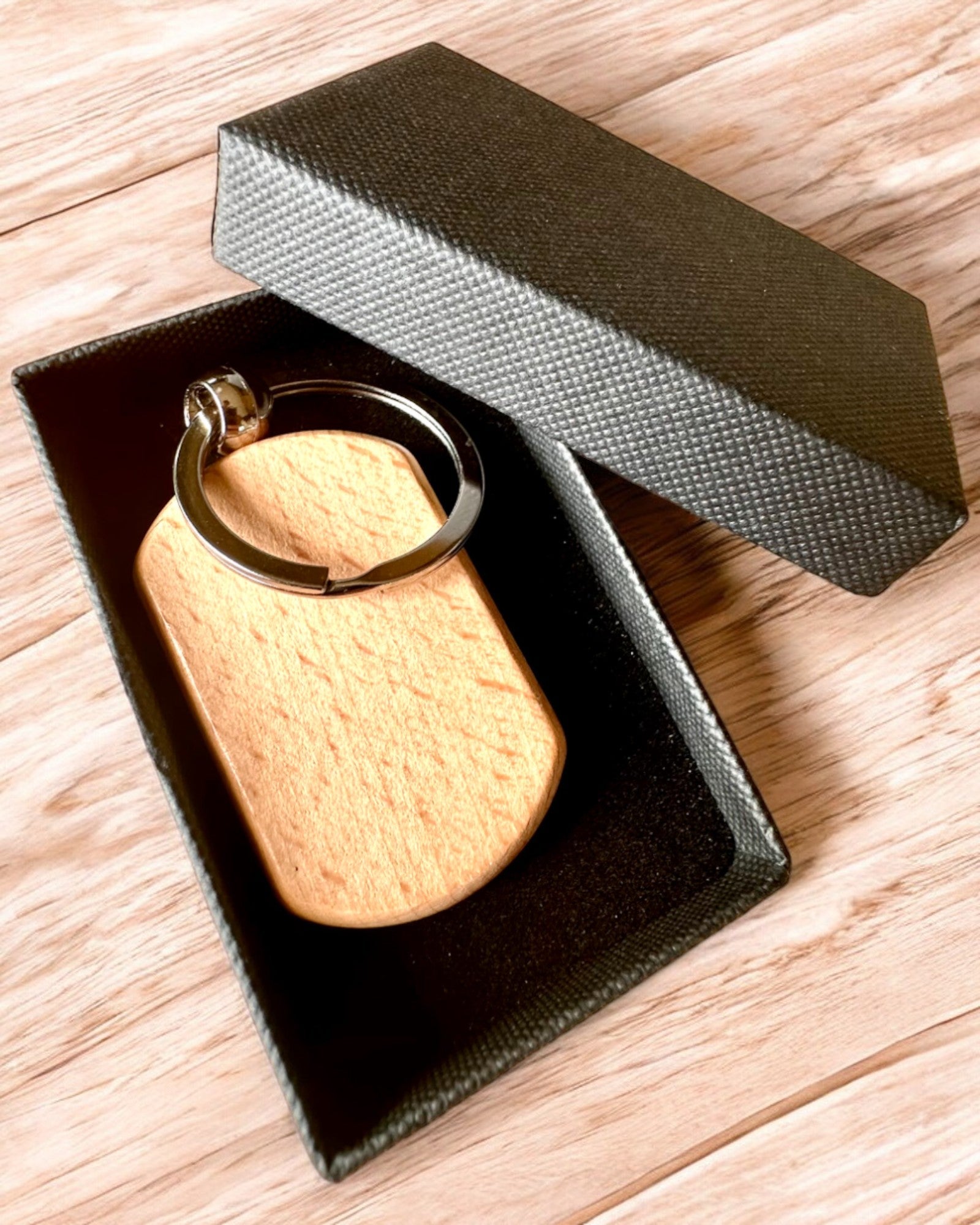 Elegant Wooden Keychain with Custom Engraving – Perfect as a Gift