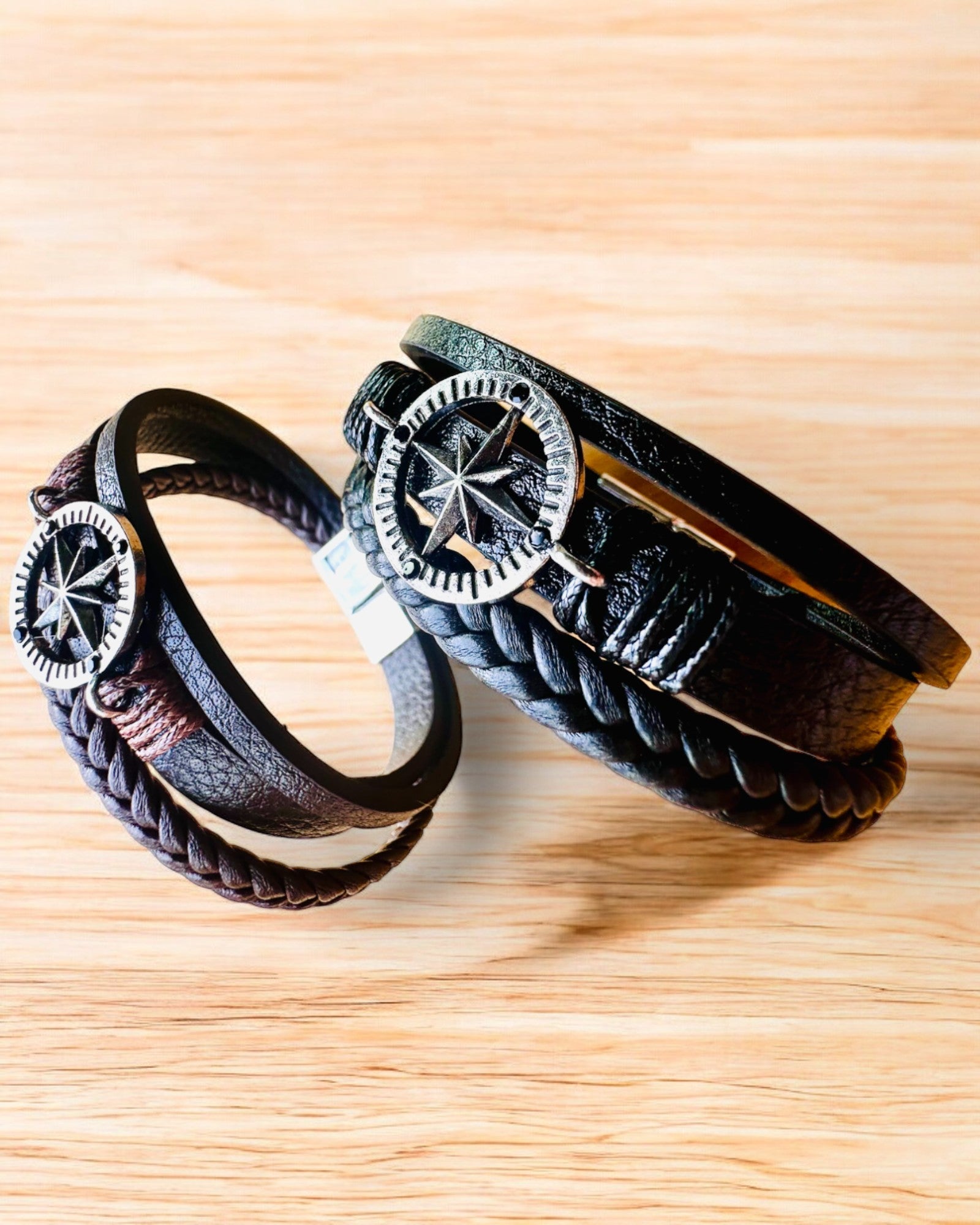 Bracelet "Compass Adventure" - customizable with engraving for a gift, 2 color variants available