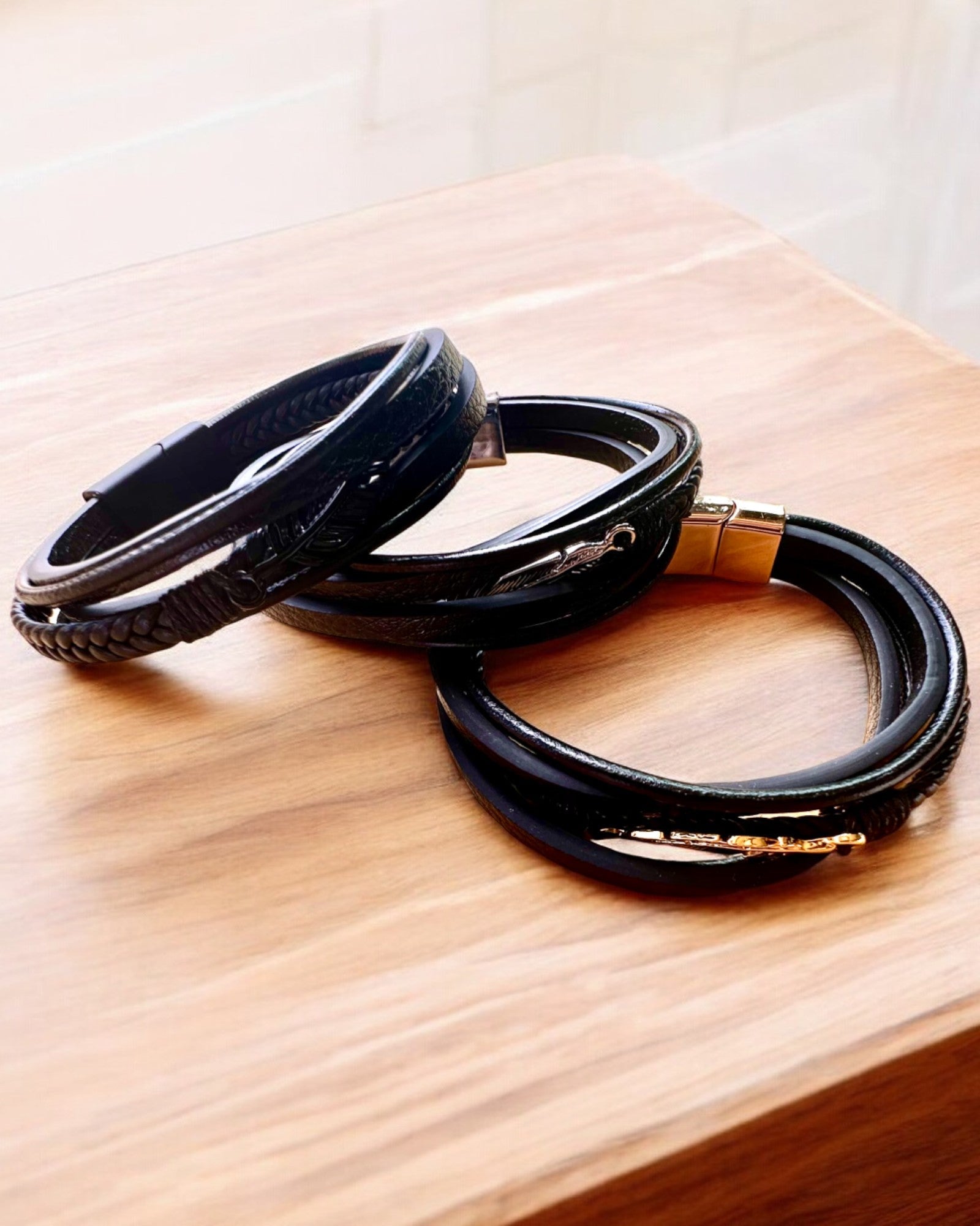 "Eagle" Bracelet with Engraving Option, 3 Color Variants