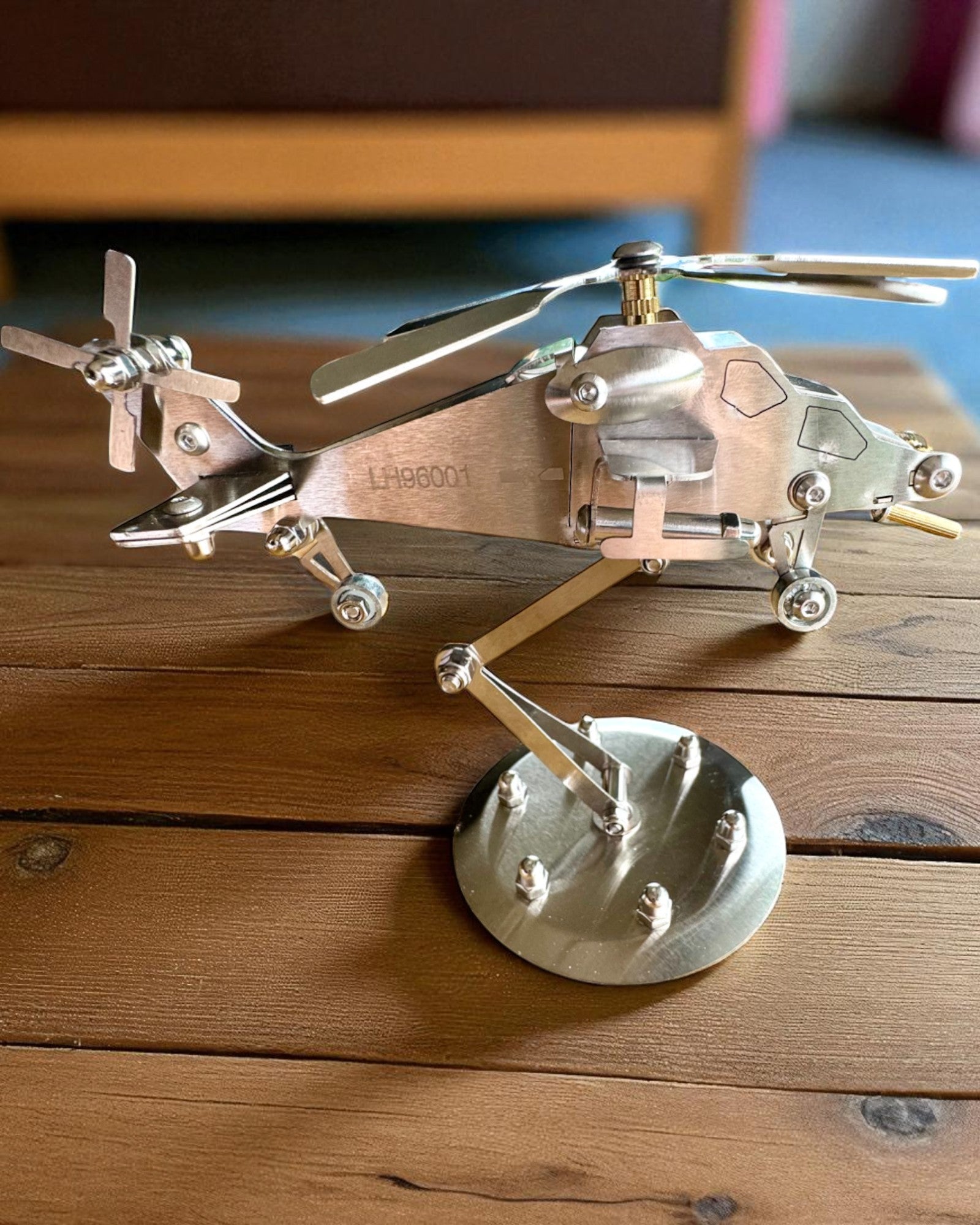Metal Model Helicopter "SkyRider" – Adjustable Desk Stand with Personalized Engraving for Gift