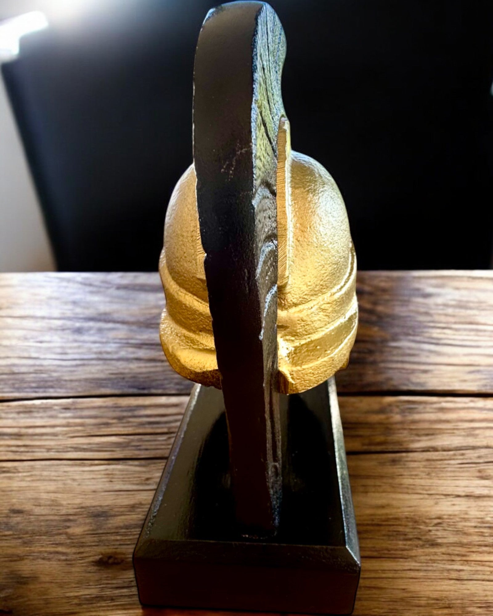 Spartan Premium Helmet – handcrafted decorative sculpture, customizable with engraving for a gift