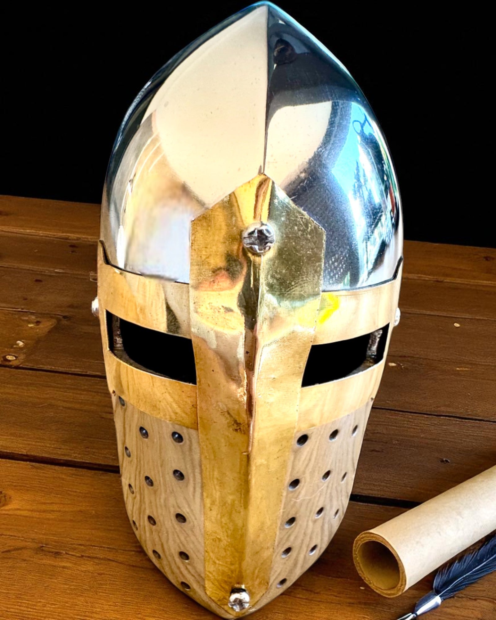 Mini Knight Helmet "Guardian" in Brass – Handcrafted, 12 cm, Customizable with Engraving for Gift