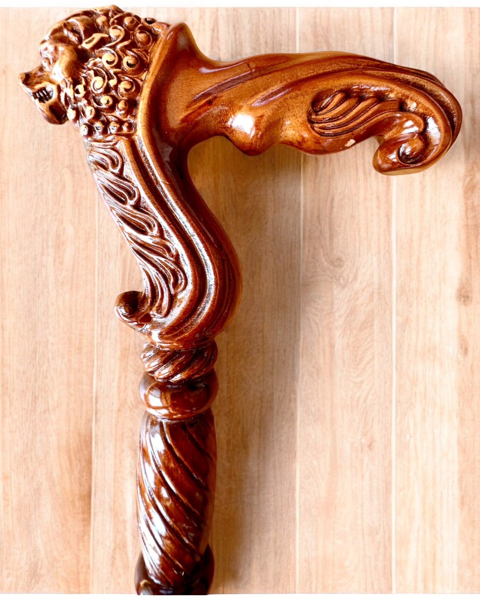Walking Cane 'King of the Jungle', wooden, customizable with engraving