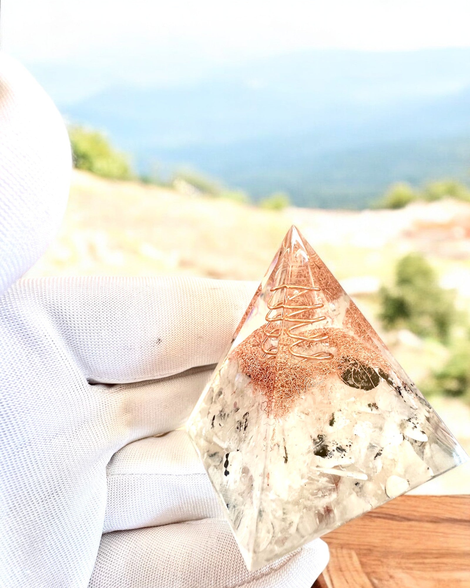 Orgonite Energy Pyramid "Copper Harmony"