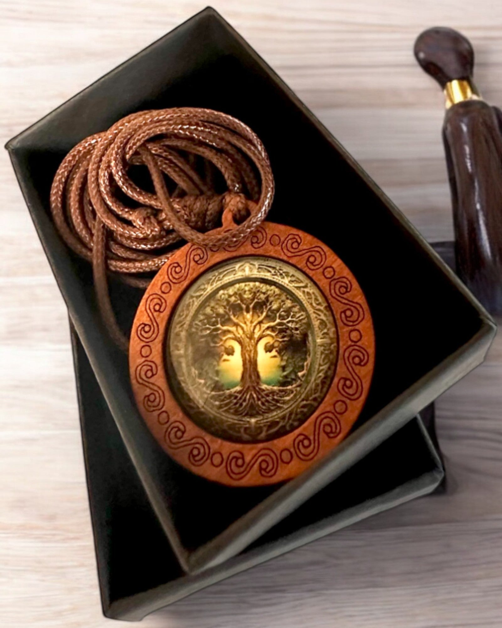 Amulet of Life "Tree of Ancestors" - Handcrafted Necklace with Wood and Glass, customizable with engraving for a gift