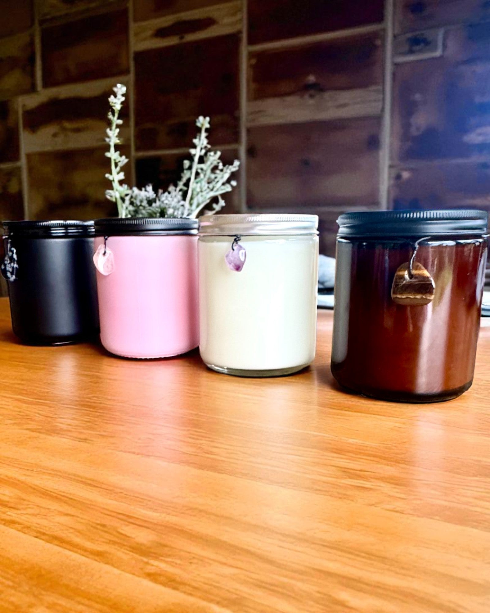 Intentional Soy Candle Rose Quartz – love, harmony and peace of heart, 250 ml, possibility of personalization as a gift