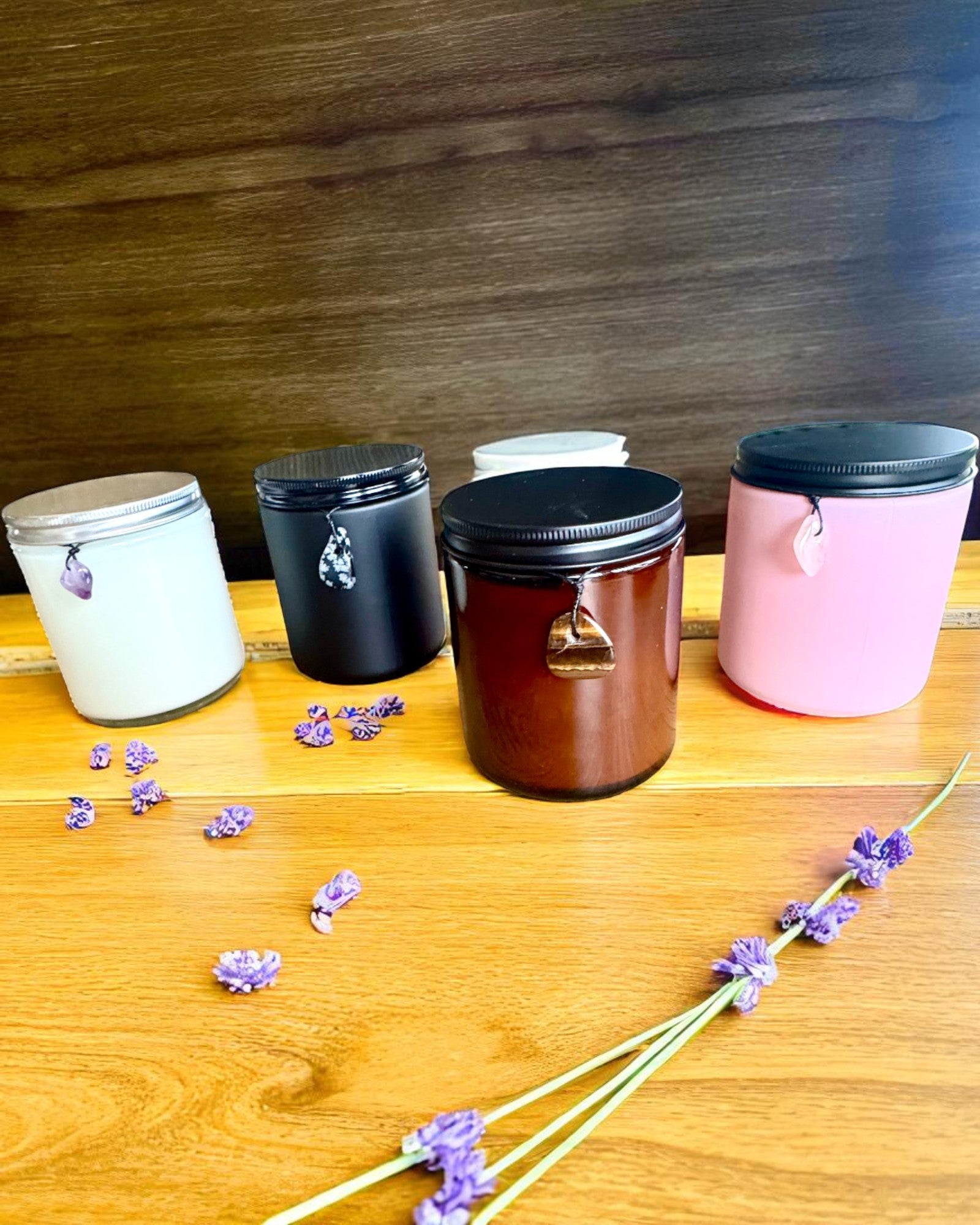 Amethyst Intentional Soy Candle – peace, harmony and purification, 250 ml, option for personalization as a gift