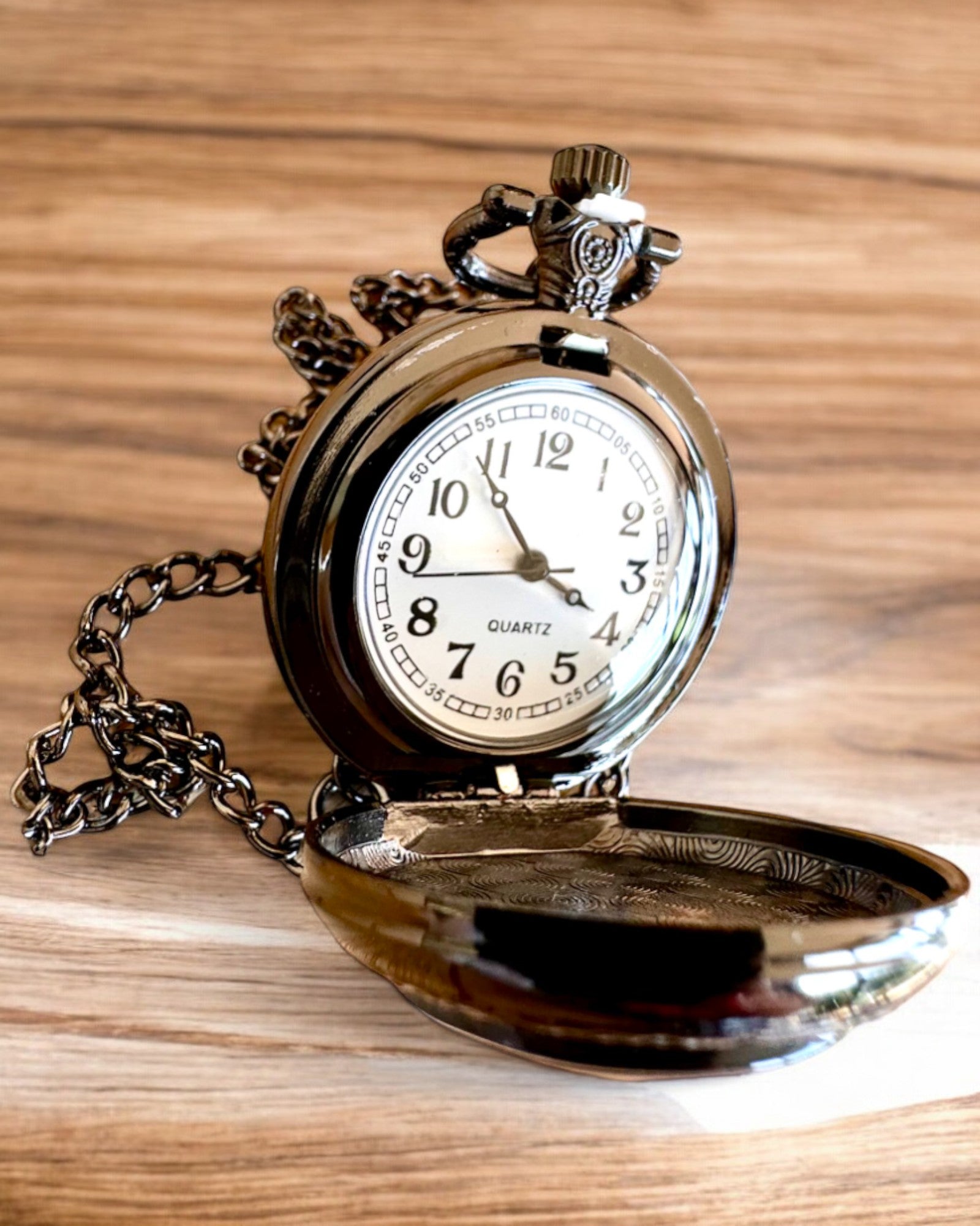 Unicorn Elegance pocket watch with chain, unicorn motif, free custom engraving