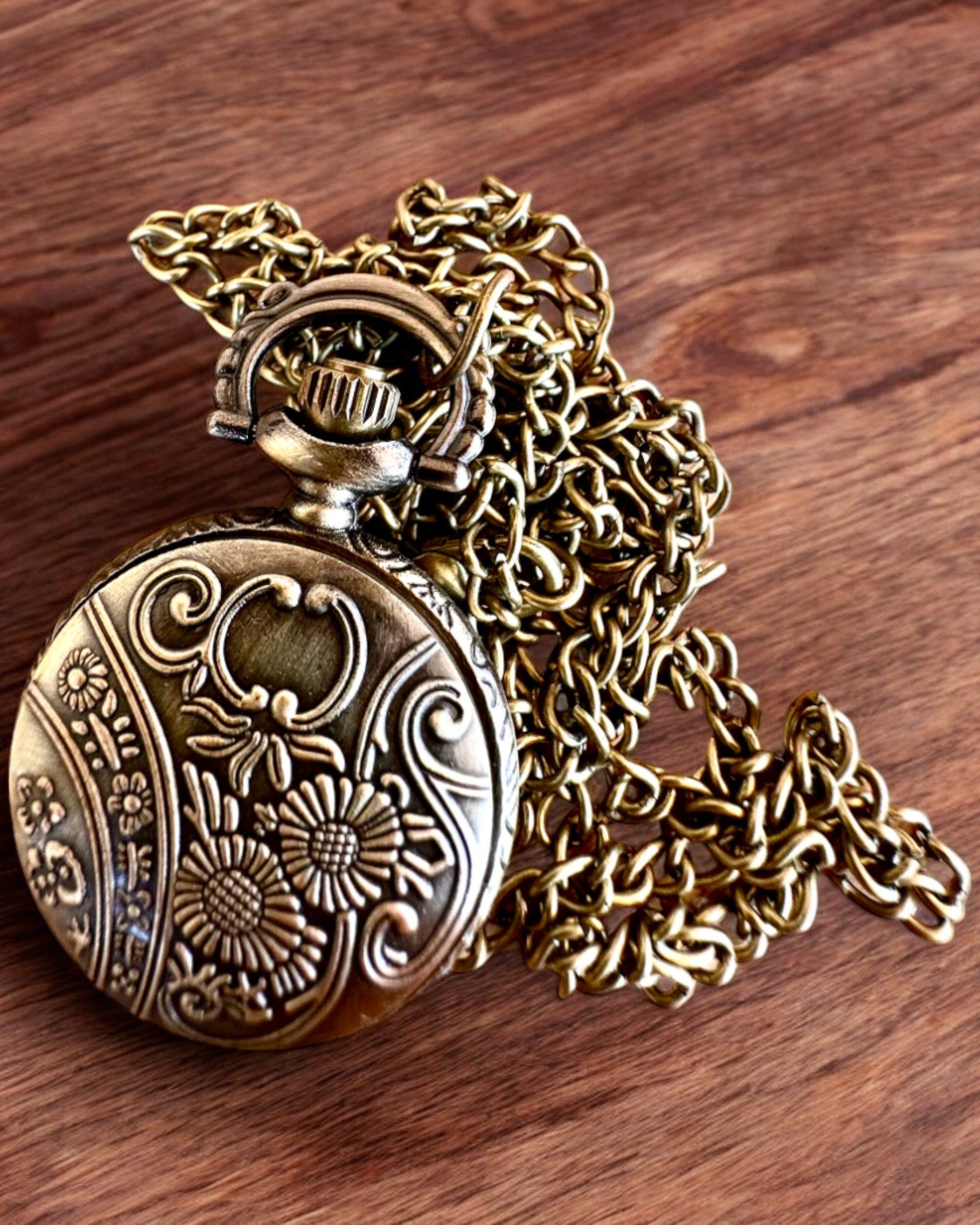 Pocket watch "Rybia Łuska" with engraving option for a gift