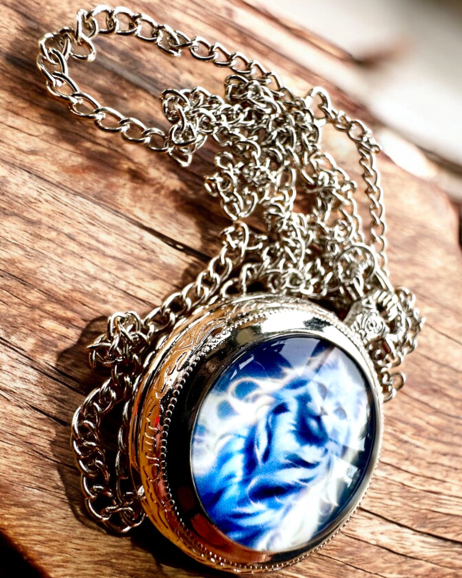 "Starry Cat" Pocket Watch with Engraving Option, 2 Color Variants Available