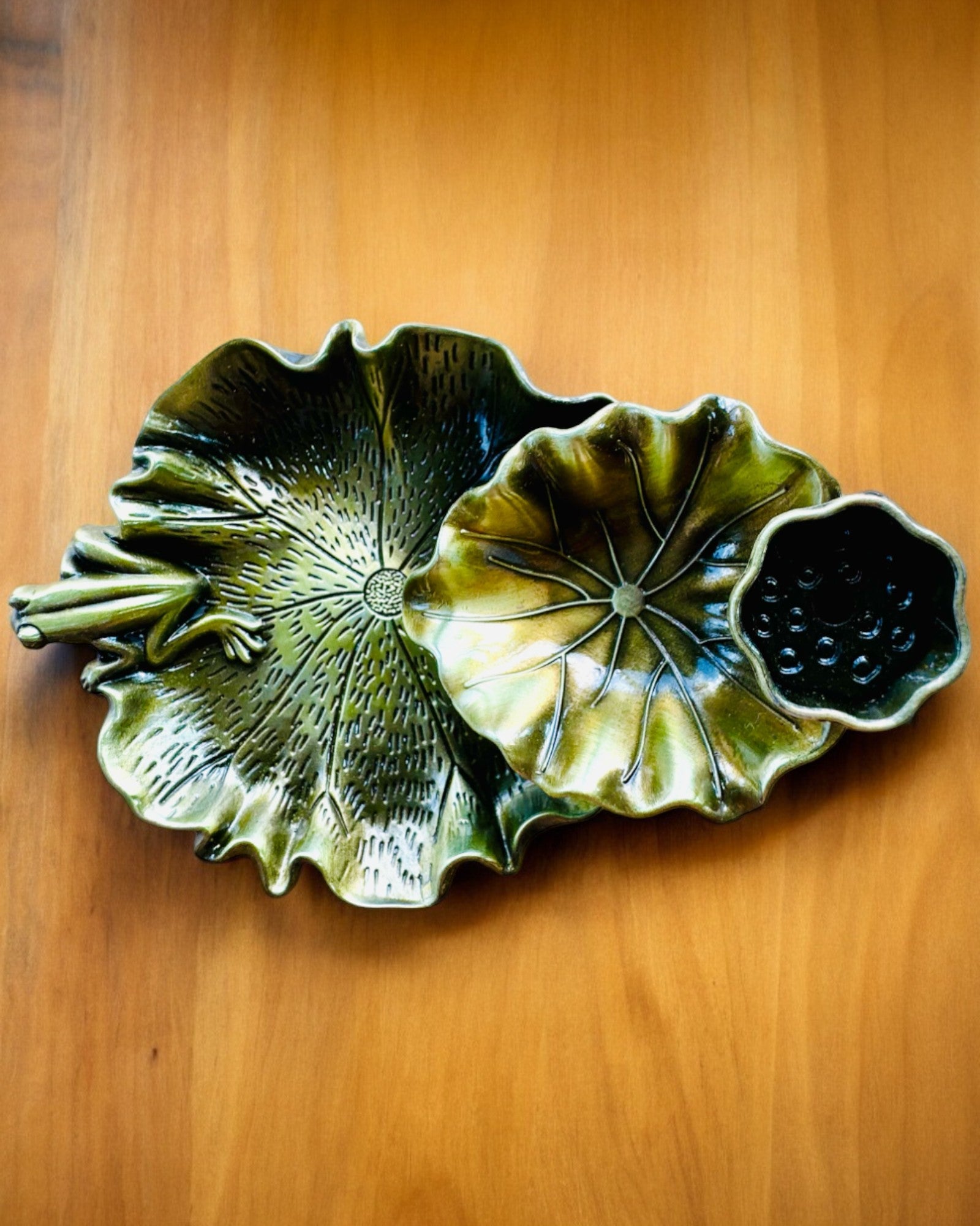 Elegant Metal Lotus Leaf Incense Holder - 4 variants to choose from, personalization with engraving available for a gift