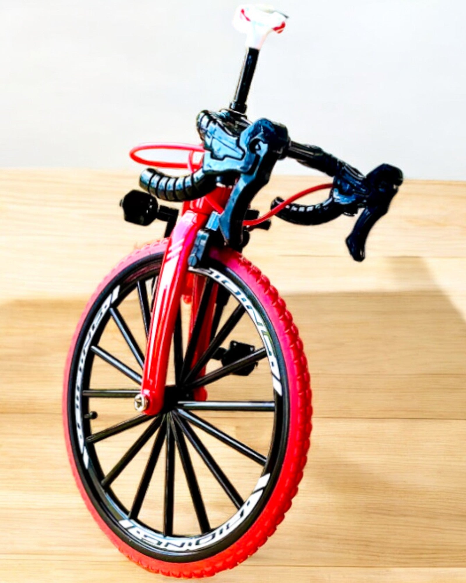 Miniature Metal Model Red Bicycle "SpeedMaster" personalized with engraving as a gift, 2 color variants