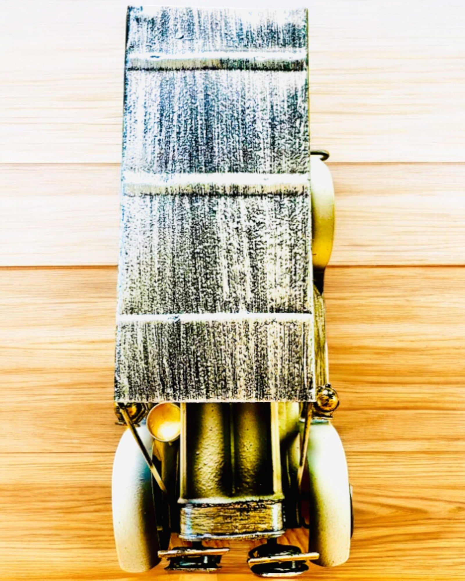 Classic Retro Car Model - Three Variants with Engraving Option for a Gift