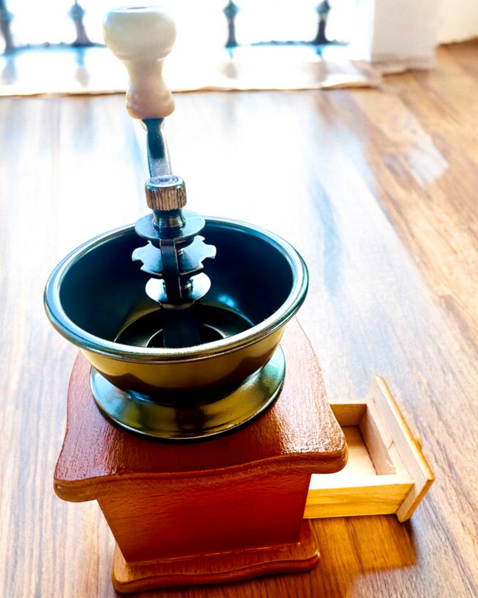 Traditional Coffee Grinder Aroma of Classics - with engraving option, personalization for a gift