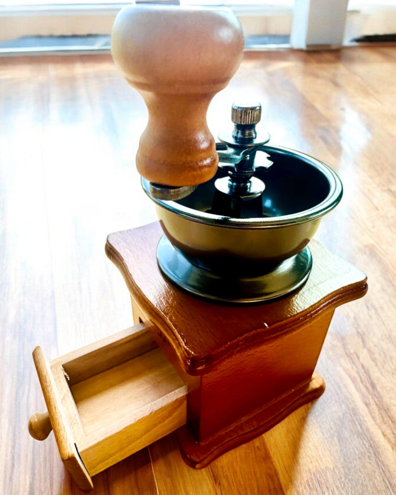 Traditional Coffee Grinder Aroma of Classics - with engraving option, personalization for a gift