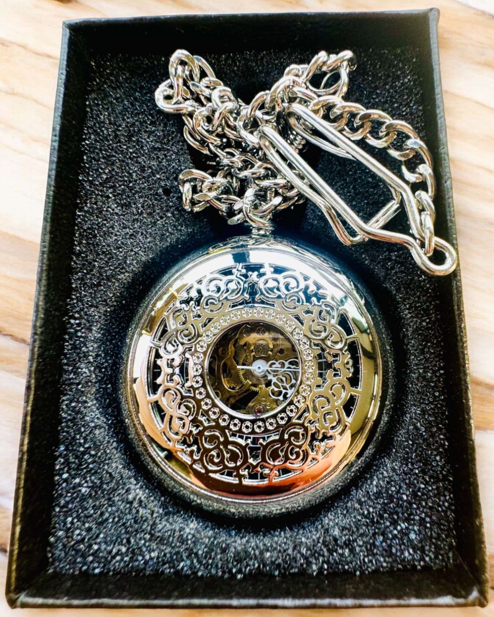 Pocket Watch "Eterna Elegance", personalized gift, engraving. Silver color