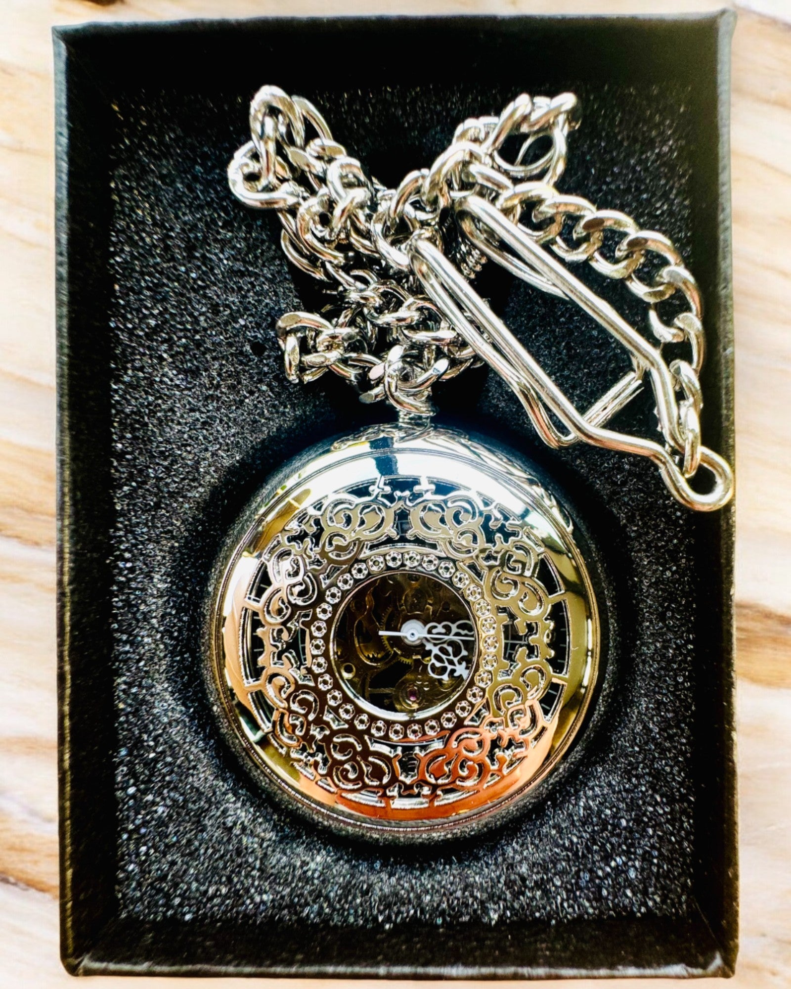Pocket Watch "Eterna Elegance", personalized gift, engraving. Silver color