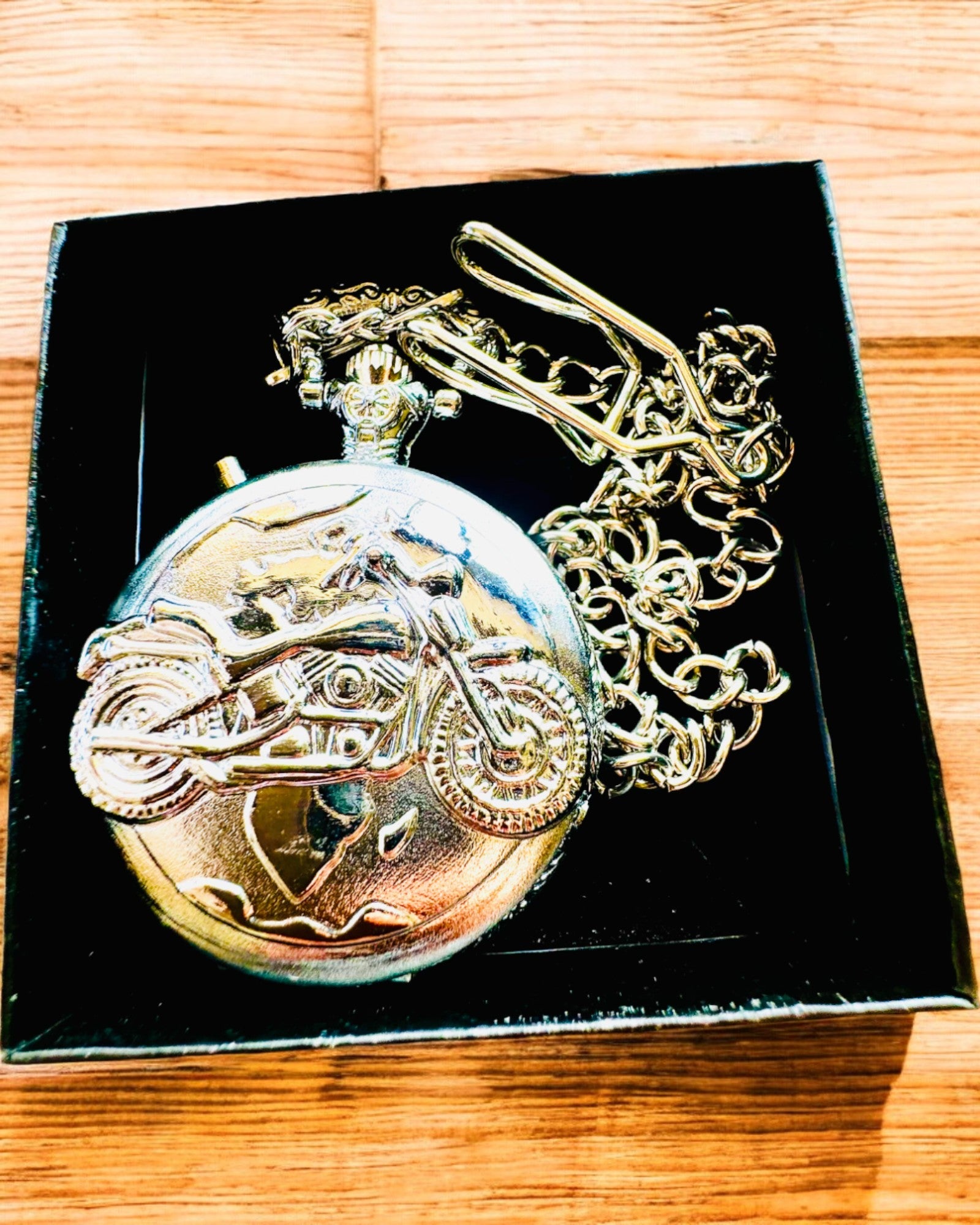 Pocket Watch "Motocyklowy Elegancik 2" – Engraving for a gift, 3 color variants