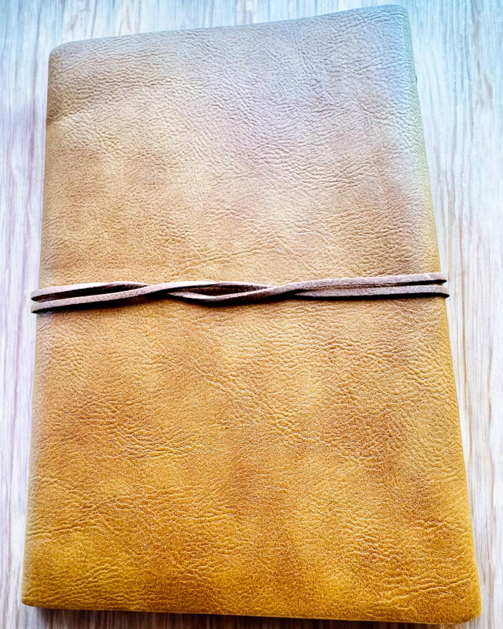 Notebook "Autumn Leaves" A5 Format, customizable with engraving for a gift