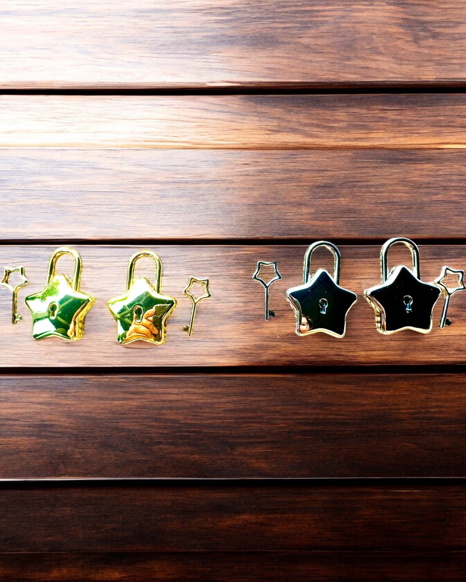 2 Star Mini Padlocks with Engraving – Secure Your Dreams, personalized as a gift, 2 color variants to choose from