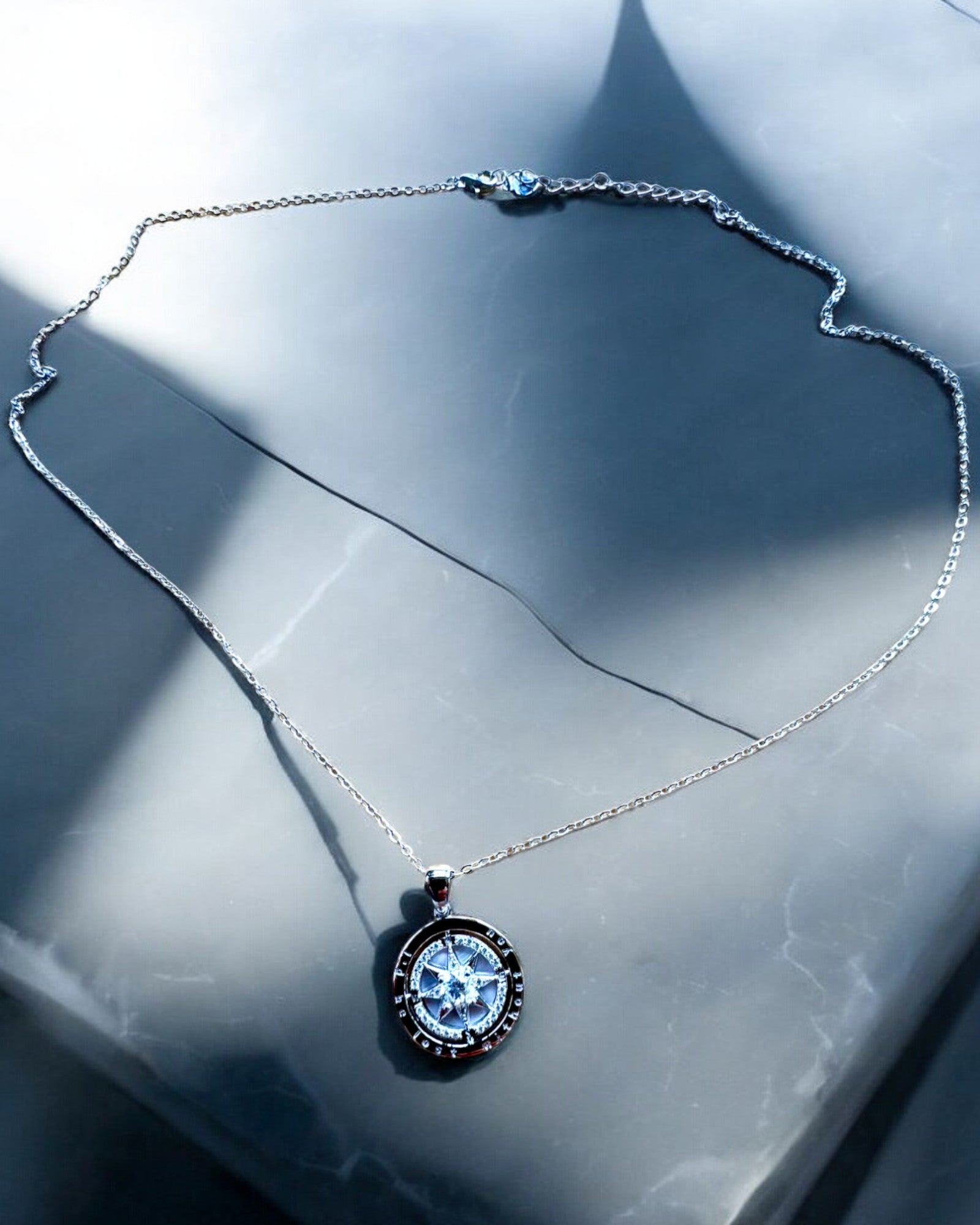 Compass Necklace "Star Direction", customizable with engraving, 2 color variants available