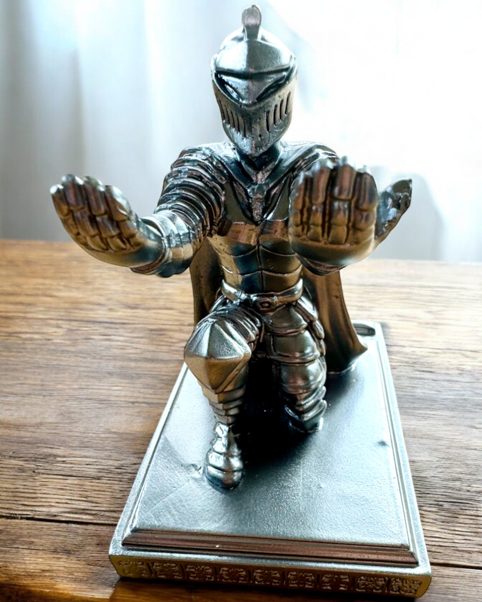 Knight's Stand for Phone or Pen, Customizable with Engraving for a Gift