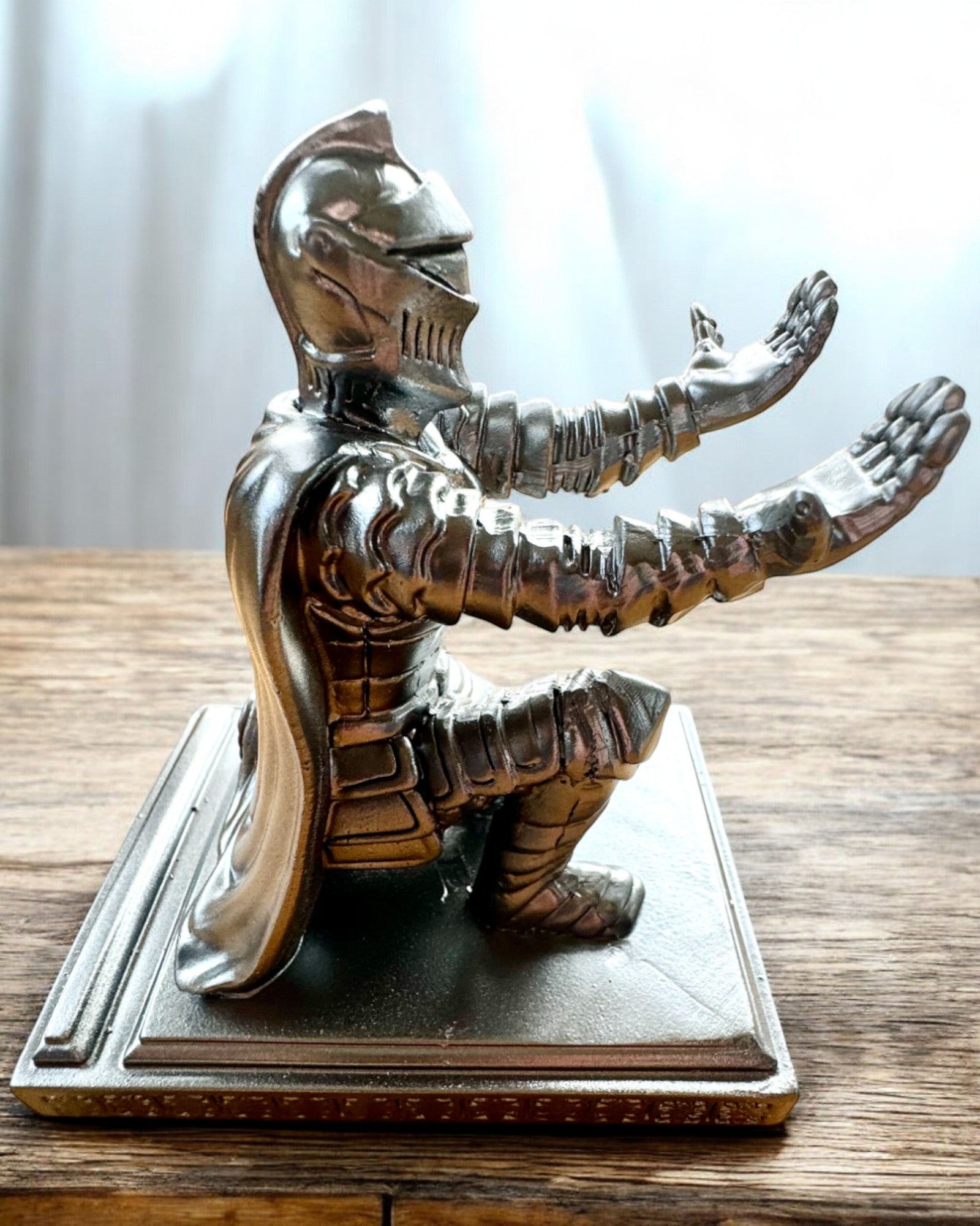 Knight's Stand for Phone or Pen, Customizable with Engraving for a Gift