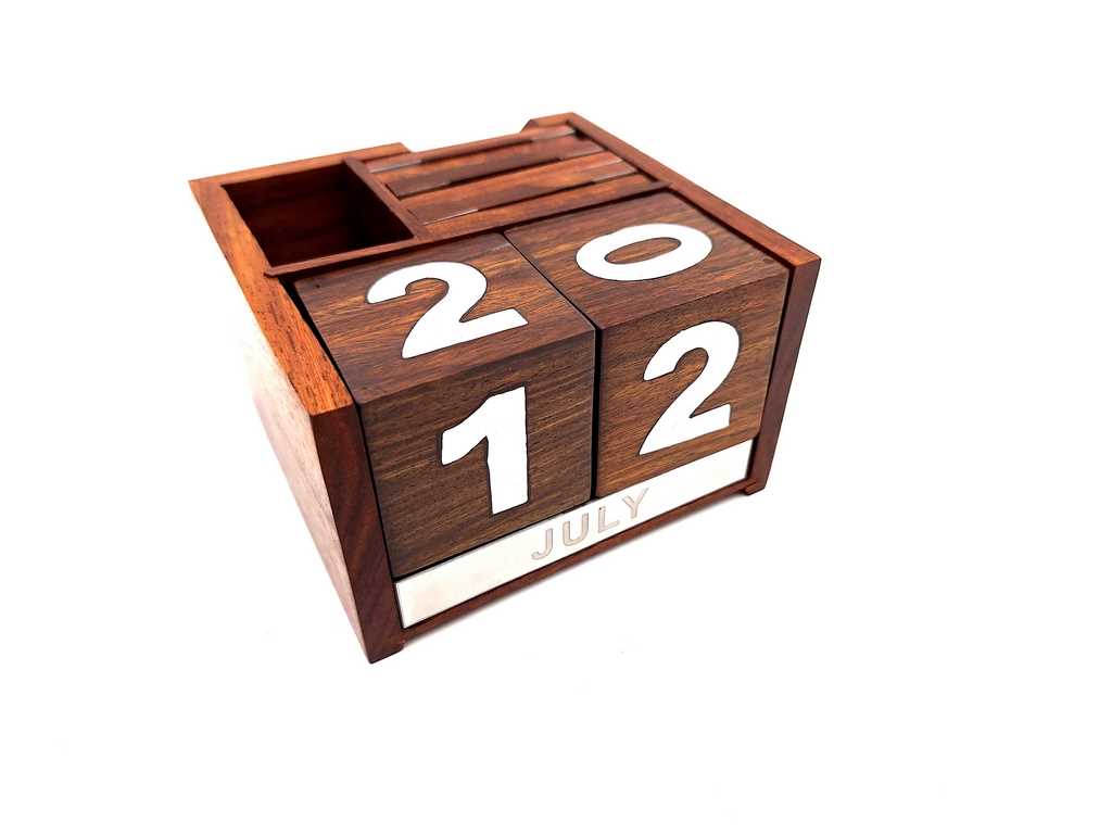 Wooden Perpetual Calendar - CAL-1894