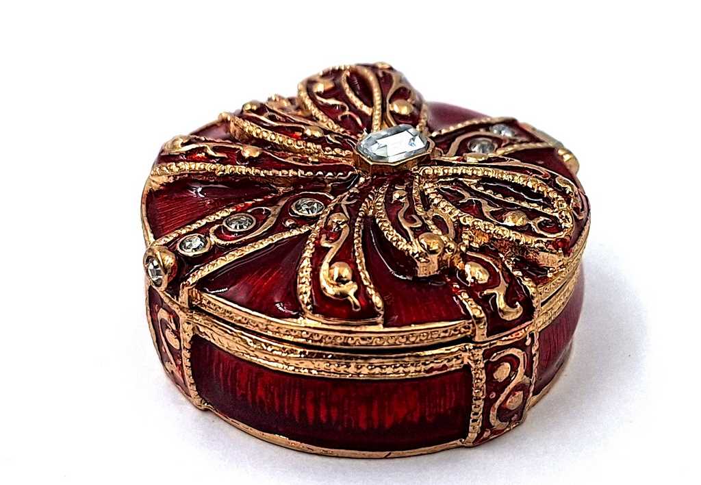 Exclusive Metal Gift Box with Crystals - B0118-08