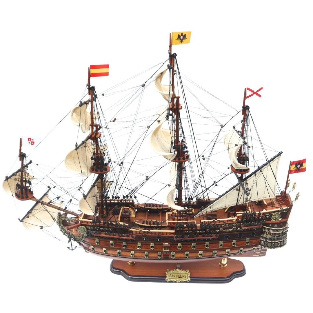 San Felipe sailing ship model 80cm, with the option of personalization by engraving