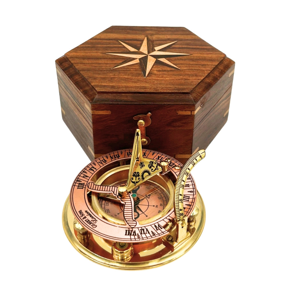 Brass Compass with Sundial in an Elegant Wooden Box - Perfect Personalized Gift with Engraving Option - Retro Style, Classic Craftsmanship, High Quality