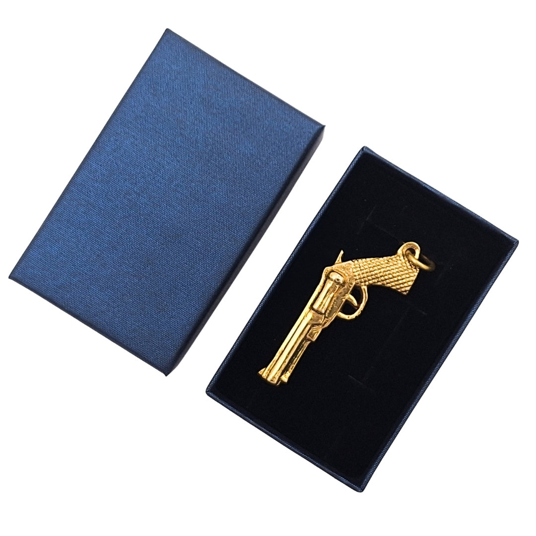 Brass Revolver Keychain in an Elegant Box - Gadget for a Western Fan – KRT19A