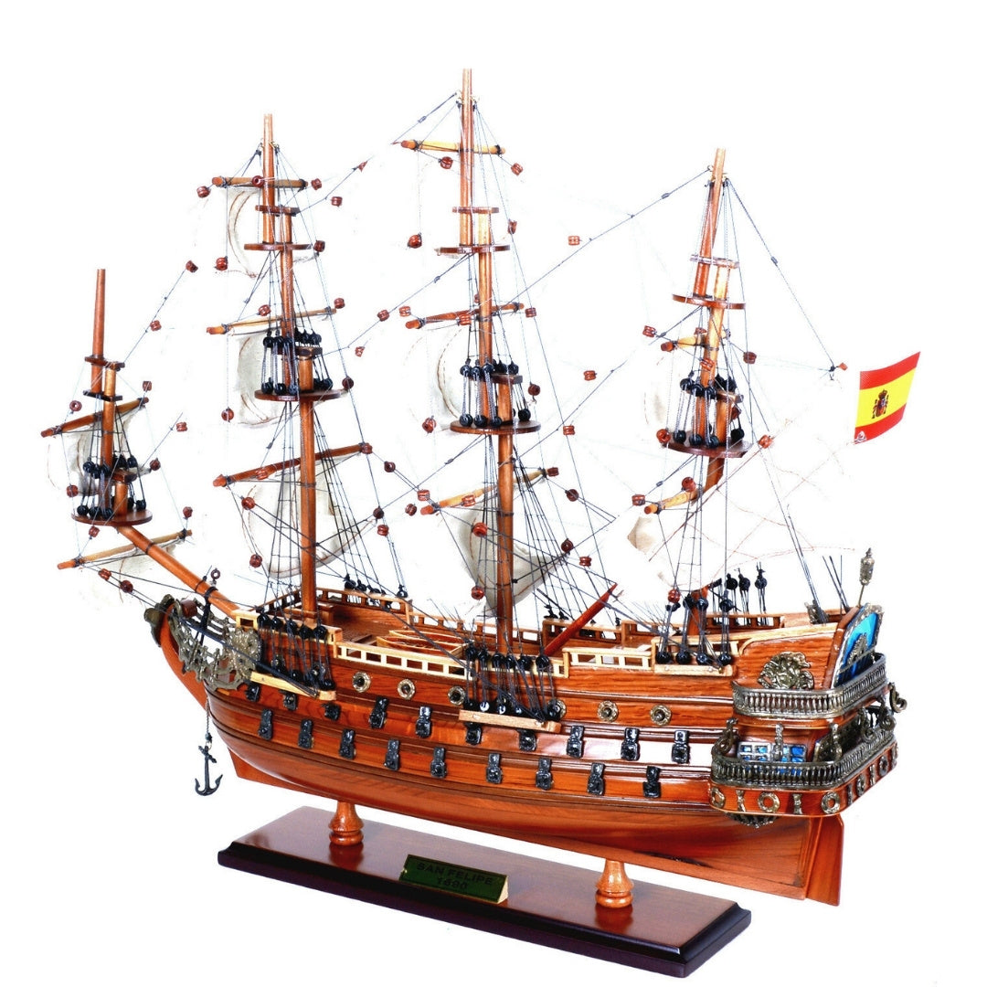 Exclusive model of the San Felipe sailing ship with unfurled sails - SF45R