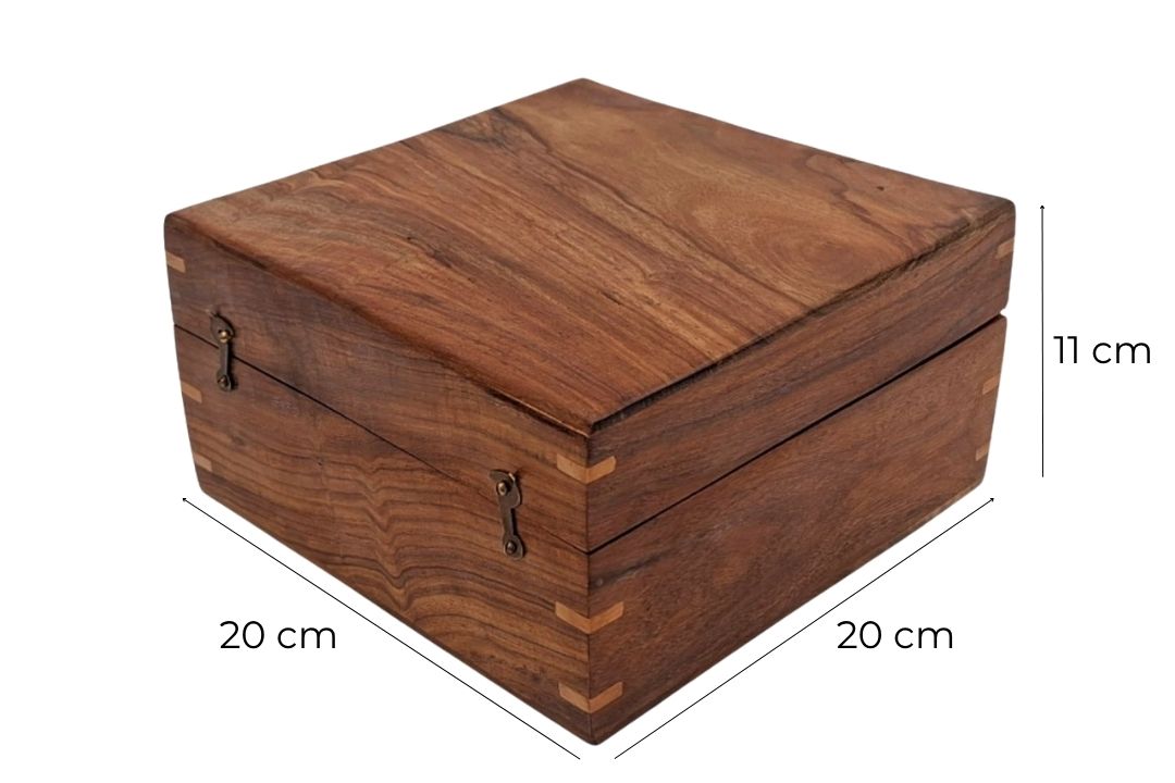 Elegant Wooden Gift Box, 20x20x11 cm, with a Navy Insert and Personalization Option via Engraving