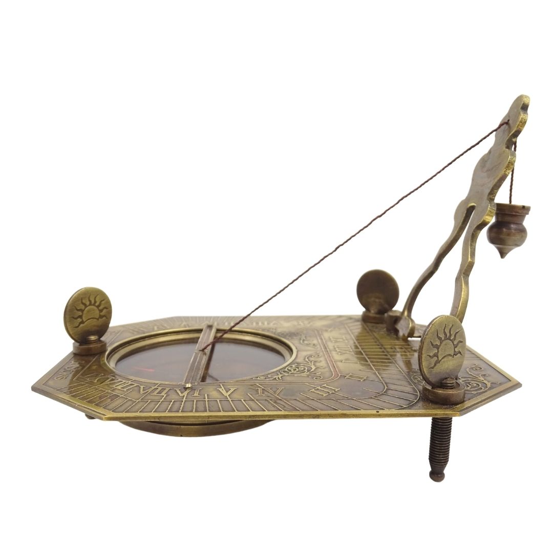 Sundial with Compass in a Wooden Box – Retro Gift for a Traveler – SUN-0106