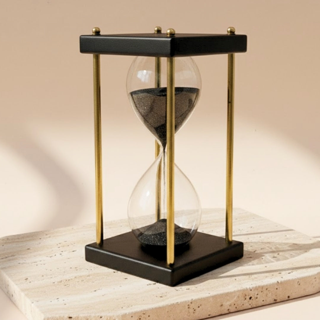 Brass-and-Wooden Hourglass 5 minutes – Black Sand – Elegant Retro Decoration - STRS
