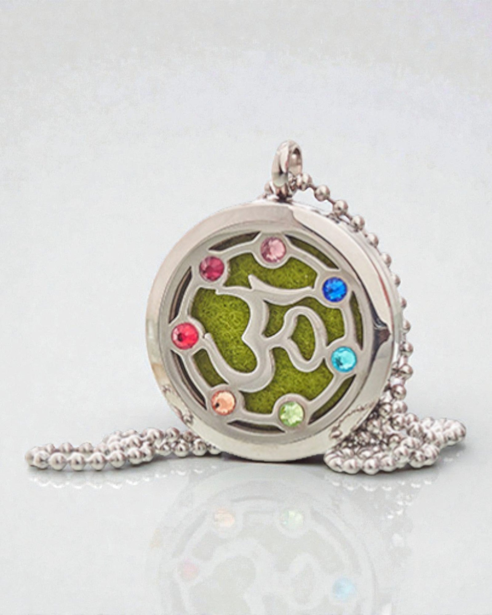 Aromalife Chakra OM Necklace – Secret Scent Locket 30 mm