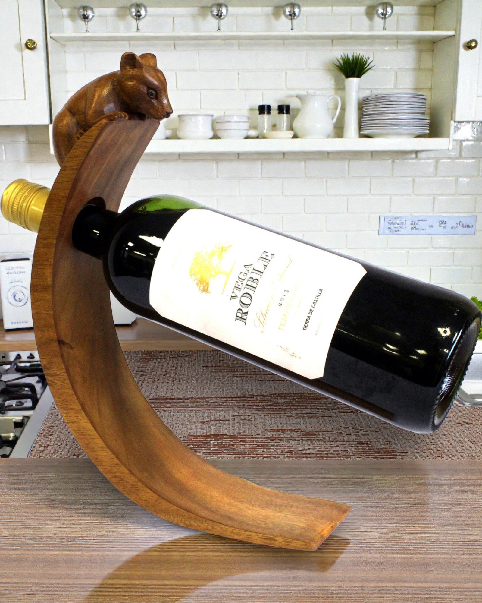 Forest Balance – Carved Balancing Wine Holder with Mouse