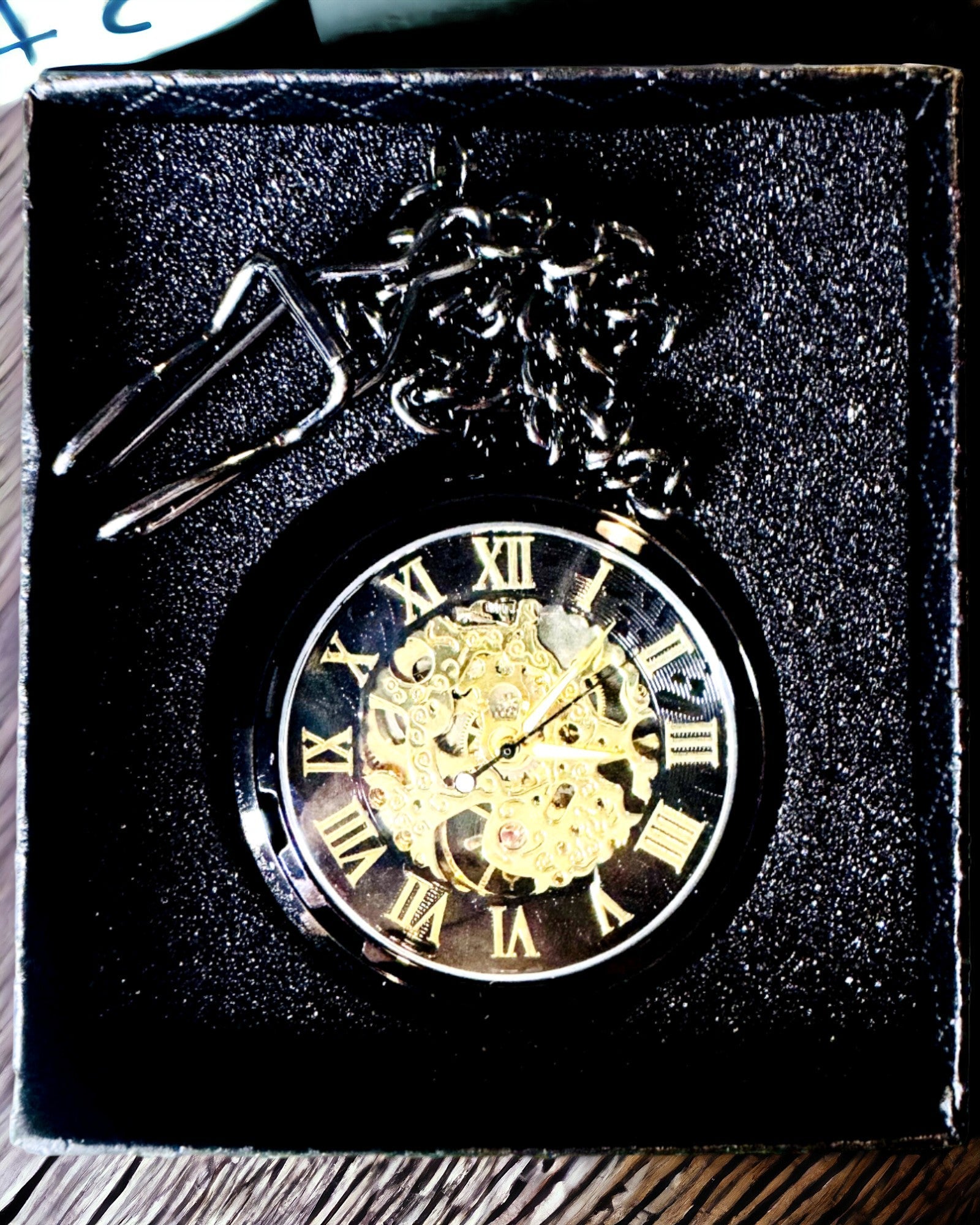 Mechanical Retro Style Pocket Watch, Waterproof, Semi-Automatic - Black Color - Perfect for a Gift, Engraving
