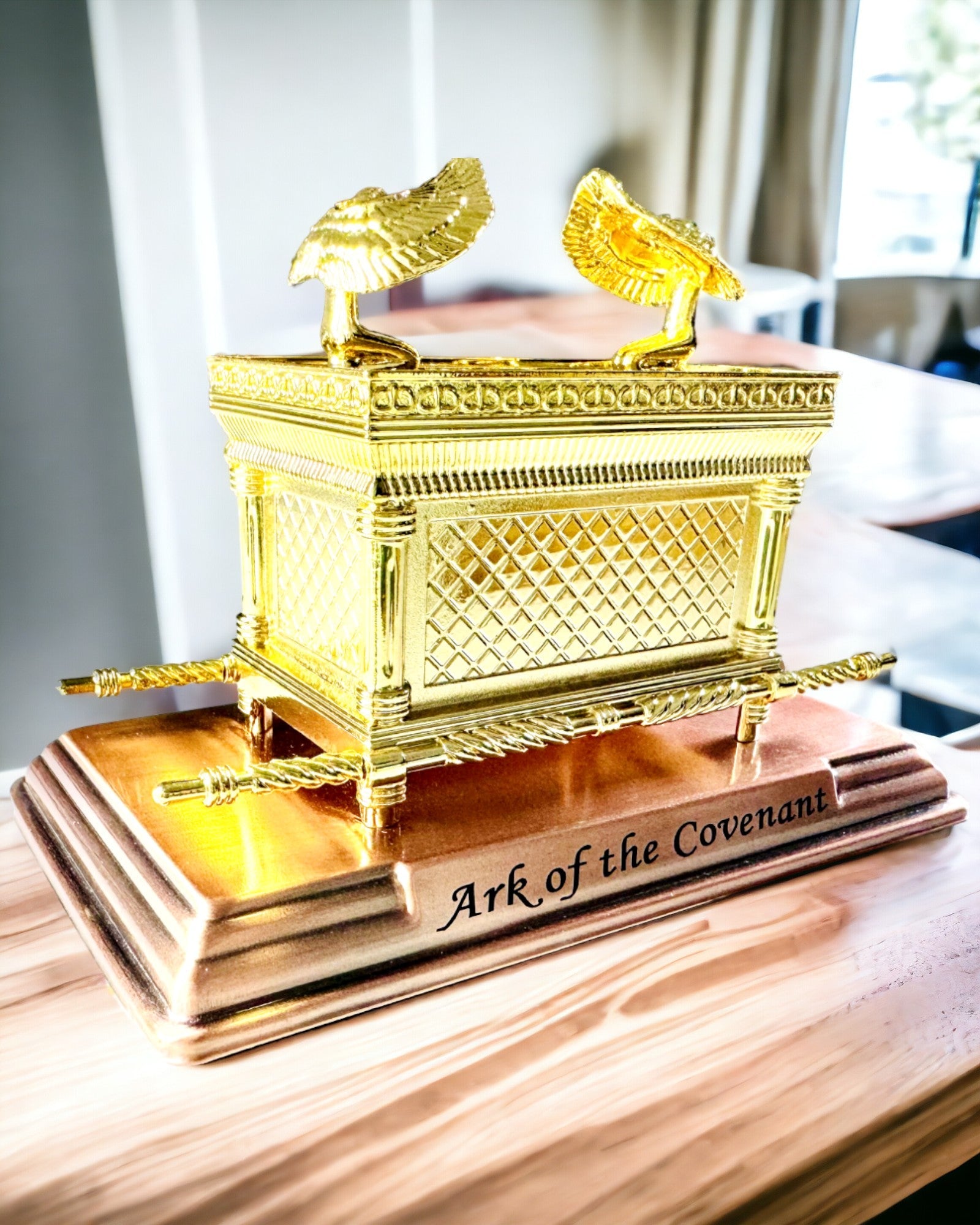 Replica of the Gilded Ark of the Covenant, Decorative Ark Figurine with Copper Stand, Jerusalem Inspiration, 18x10x12 cm