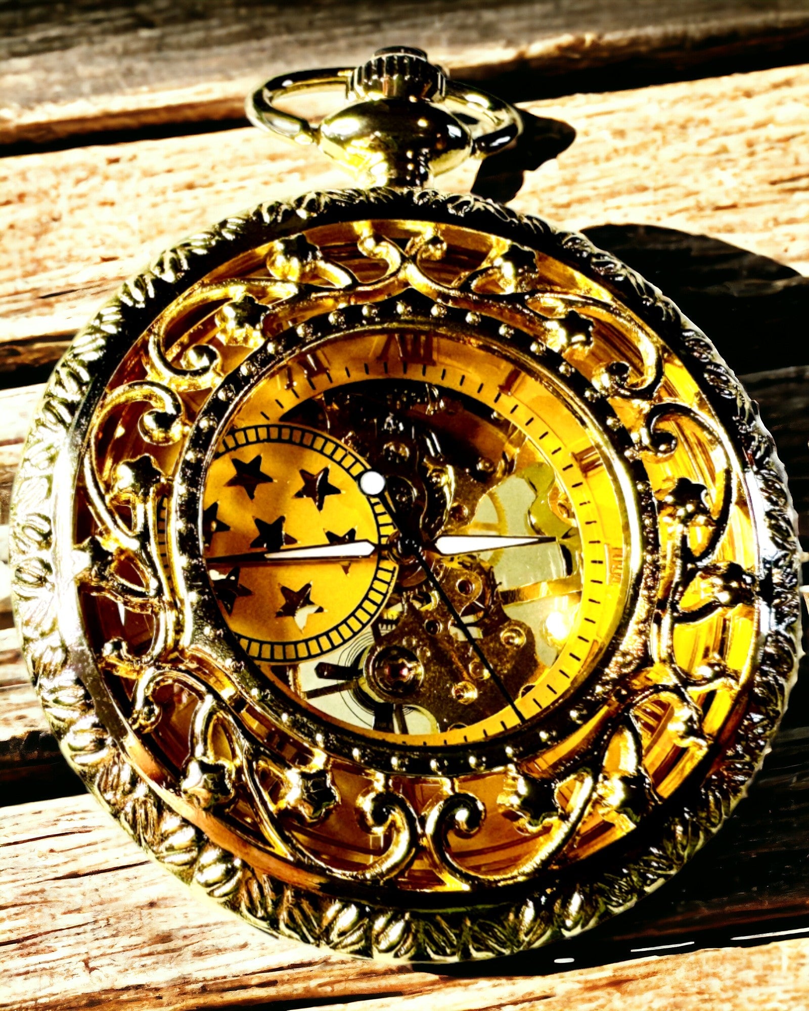 "Golden Majesty" – Luxury Mechanical Pocket Watch with Transparent Core, Customizable with Engraving