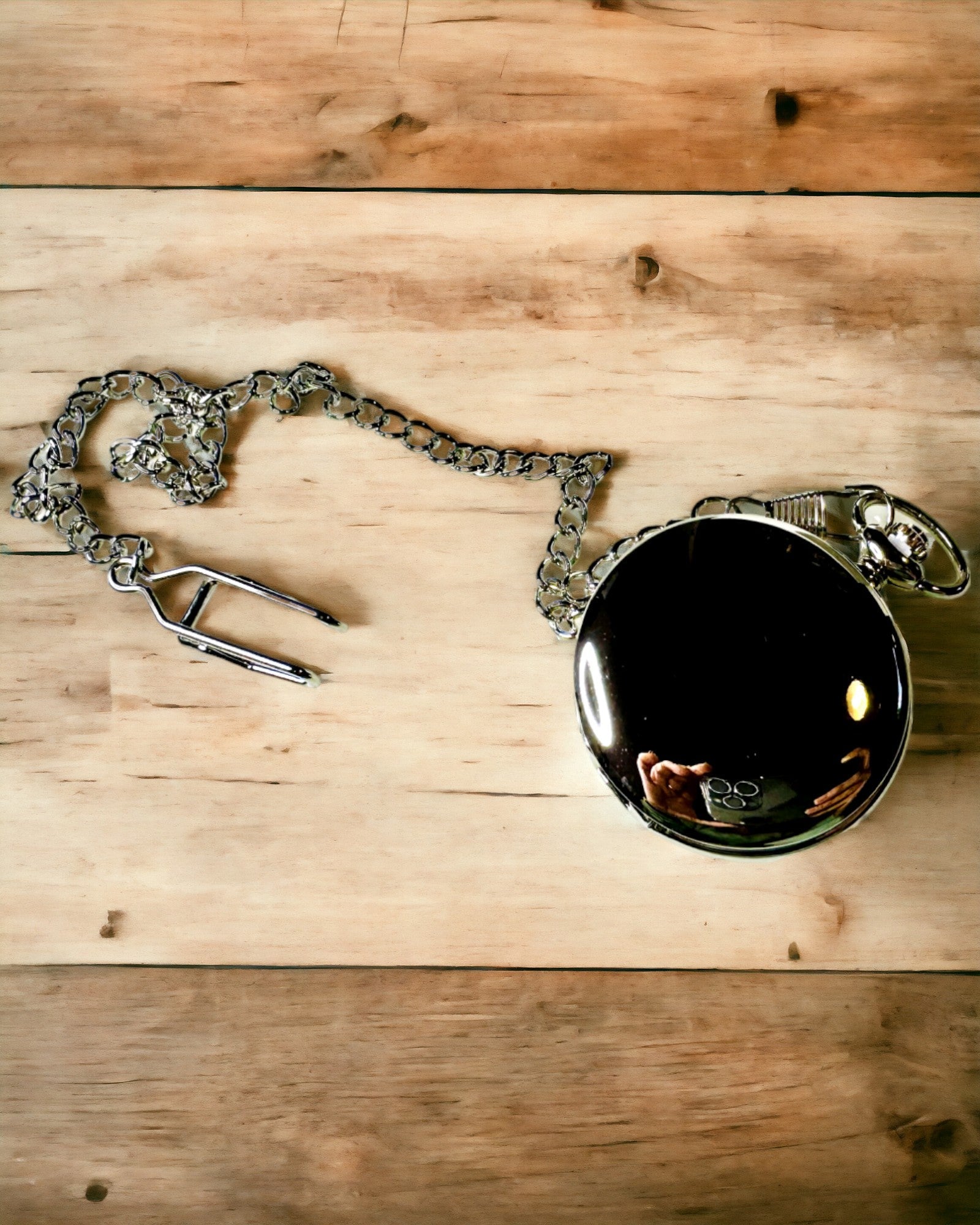 Classic Pocket Watch with Roman Numerals and Chain, Quartz, Steel Shine - Silver Color