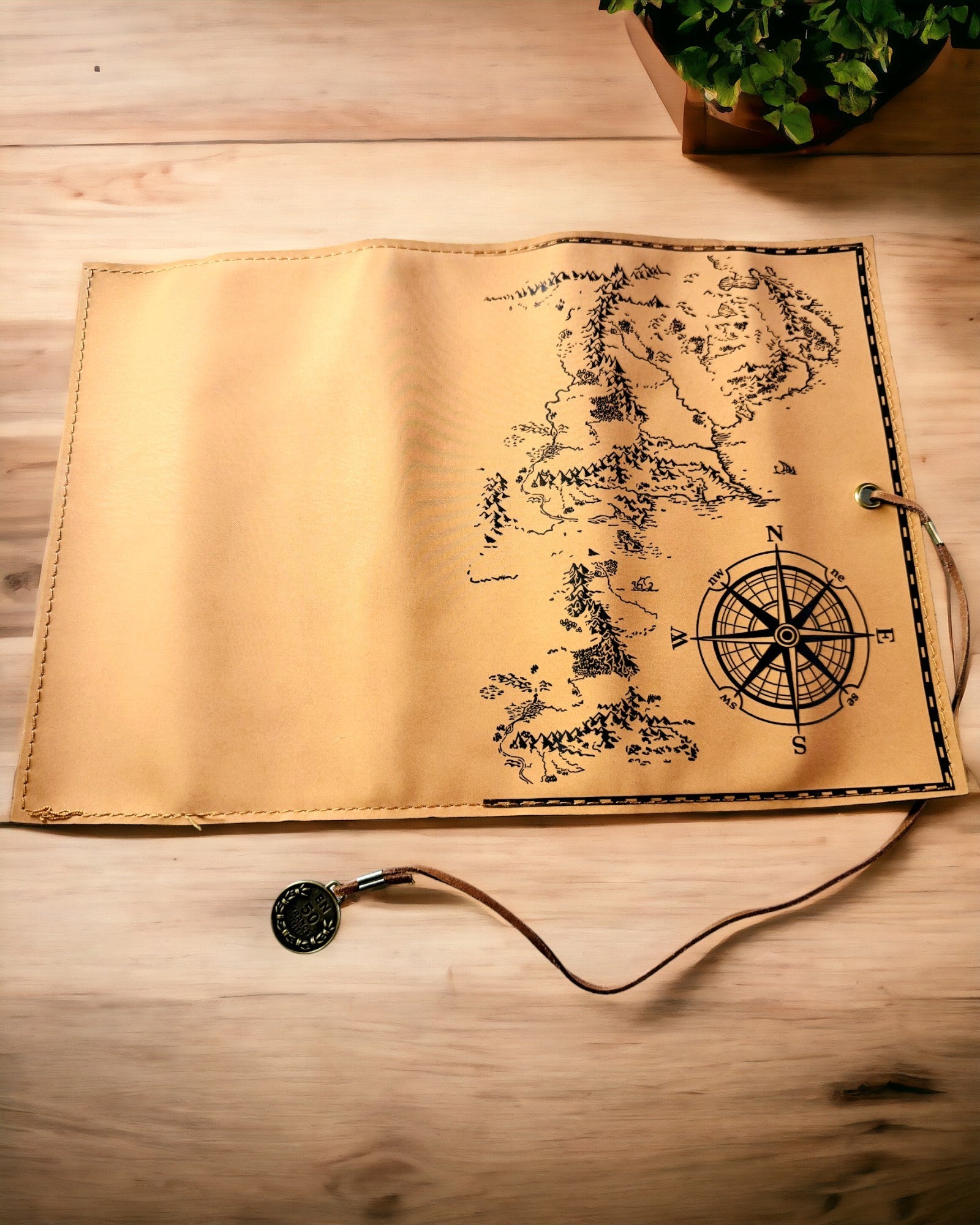 Retro Light Brown - Matte, Leather Traveler Style Pencil Case with World Map – Practical and Spacious. Personalization with Engraving.