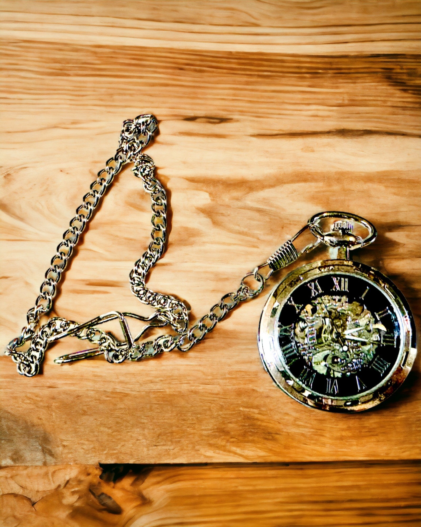 Silver Exclusive Mechanical Pocket Watch in Retro Style, Waterproof - Elegance for Every Occasion, with Engraving