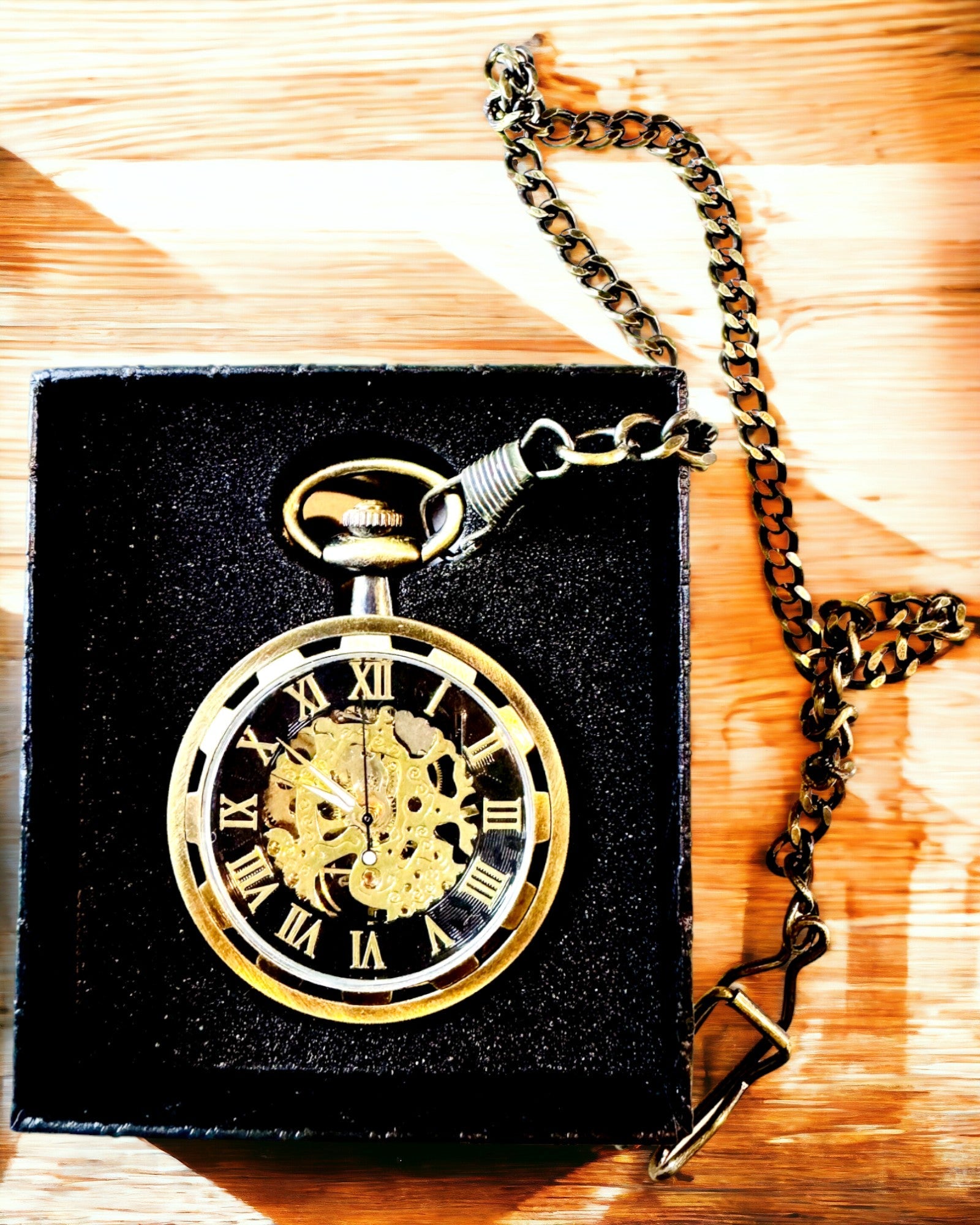 Retro Pocket Watch – Mechanical, Shredded Gold Color with Black, Luxurious, Waterproof, Semi-Automatic, Personalization with Engraving